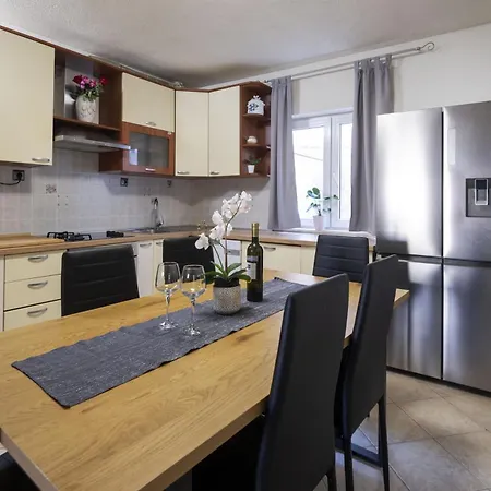 Appartement Zvijezda